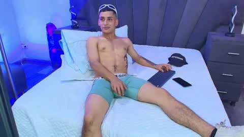 Snapshot of jhoanleandro chatting on 02/13/25, 06:52 jhoanleandro online show from 02/13/25, 06:52