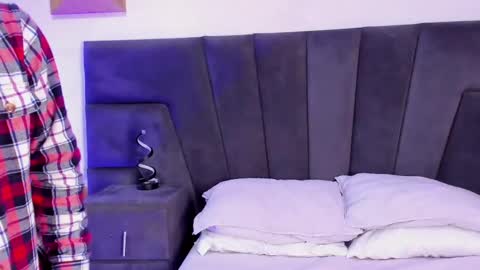 Snapshot of jhoanleandro chatting on 02/23/25, 10:17 jhoanleandro online show from 02/23/25, 10:17