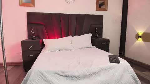 Snapshot of jhoanleandro chatting on 03/11/25, 04:43 jhoanleandro online show from 03/11/25, 04:43