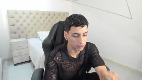 Snapshot of jhoanleandro chatting on 09/22/25, 06:15 jhoanleandro online show from 09/22/25, 06:15