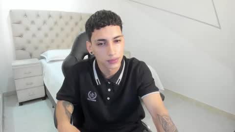 Snapshot of jhoanleandro chatting on 10/02/25, 04:41 jhoanleandro online show from 10/02/25, 04:41