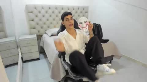 Snapshot of jhoanleandro chatting on 11/01/25, 05:53 jhoanleandro online show from 11/01/25, 05:53