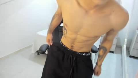 Snapshot of jhoanleandro chatting on 11/09/25, 04:22 jhoanleandro online show from 11/09/25, 04:22