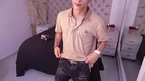 jhoanleandro online show from 03/12/26, 04:18