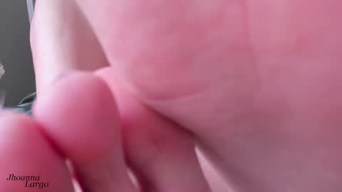  Jhoanna Largo  online show from 02/04/25, 06:17