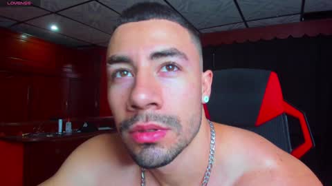 Jhojan Strong  online show from 12/21/24, 09:47