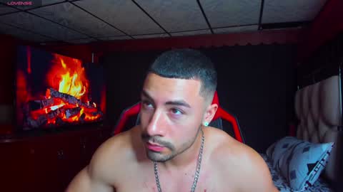 Jhojan Strong  online show from 01/14/25, 12:00