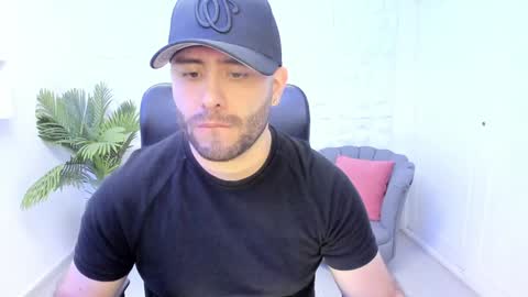 John Bear.... online show from 02/03/25, 11:20