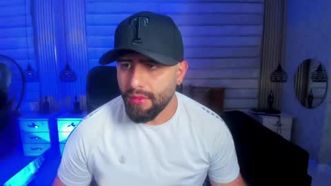 John Bear.... online show from 04/21/26, 11:27