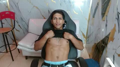 Snapshot of jhon_cooper18 chatting on 02/01/26, 02:04 jhost online show from 02/01/26, 02:04