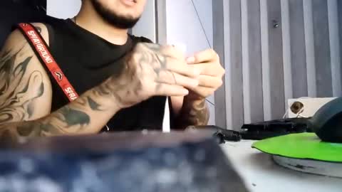 Snapshot of jhon_gottti chatting on 02/16/25, 05:48 jhon online show from 02/16/25, 05:48