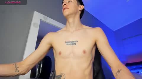 Jhon online show from 11/07/25, 03:12