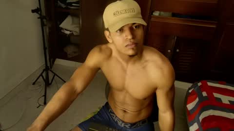 Snapshot of jhon_wich2 chatting on 07/13/26, 03:26 Jhon wich2 online show from 07/13/26, 03:26