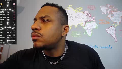 Snapshot of jhonblacke chatting on 01/04/25, 12:59 jhon online show from 01/04/25, 12:59