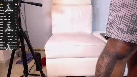 Snapshot of jhonblacke chatting on 01/07/25, 01:59 jhon online show from 01/07/25, 01:59