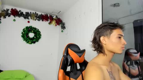 jhoner_browms online show from 11/29/25, 03:31