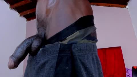 Snapshot of jhonjairo85 chatting on 01/23/25, 10:22 Jhon online show from 01/23/25, 10:22