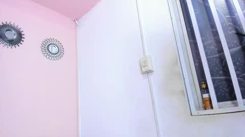 Snapshot of jhonjairo85 chatting on 10/24/25, 04:31 Jhon online show from 10/24/25, 04:31