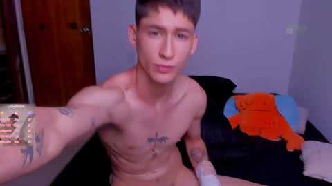 Snapshot of jhonleving chatting on 02/02/25, 10:39 Jack online show from 02/02/25, 10:39