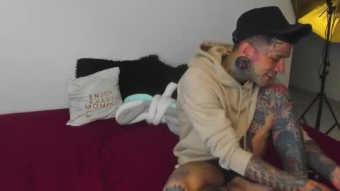 jhonny_ackerman online show from 10/21/25, 02:34