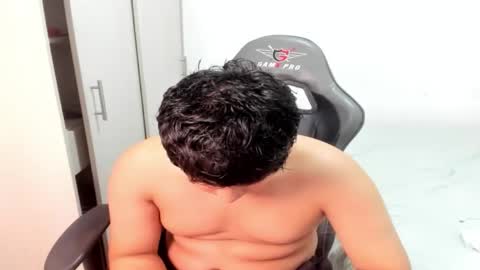 jhonny_dickm online show from 10/09/25, 10:19