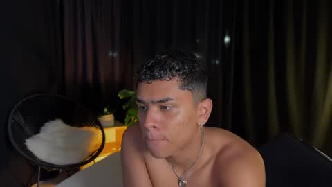 Jhonny  online show from 03/01/26, 03:52