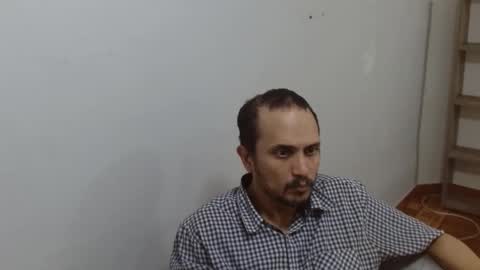 Snapshot of jhontorres018 chatting on 09/18/25, 03:30 jhontorres018 online show from 09/18/25, 03:30