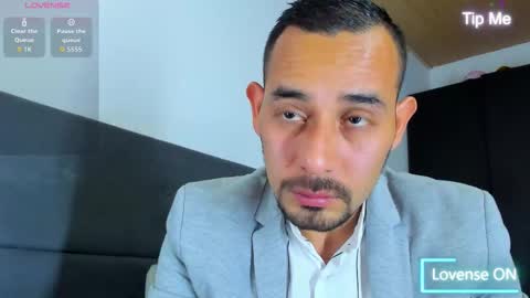 Jhony Alzate online show from 09/18/25, 02:57