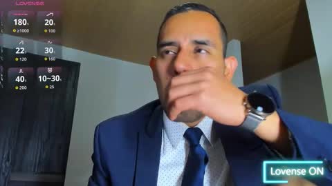 Snapshot of jhonyalzate chatting on 10/28/25, 02:59 Jhony Alzate online show from 10/28/25, 02:59