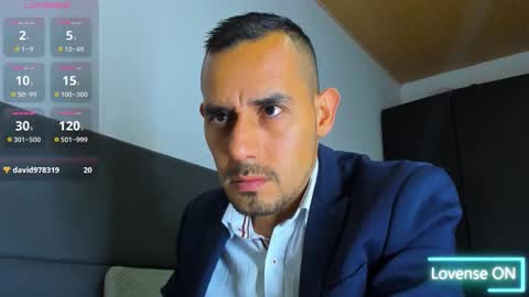 Snapshot of jhonyalzate chatting on 11/10/25, 01:15 Jhony Alzate online show from 11/10/25, 01:15