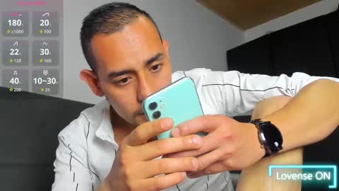 Snapshot of jhonyalzate chatting on 02/23/26, 03:48 Jhony Alzate online show from 02/23/26, 03:48