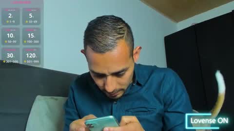 Snapshot of jhonyalzate chatting on 02/24/26, 03:26 Jhony Alzate online show from 02/24/26, 03:26