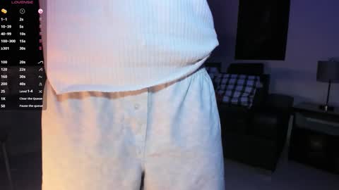 Snapshot of jhonymiller chatting on 02/19/26, 09:55 jhonymiller online show from 02/19/26, 09:55