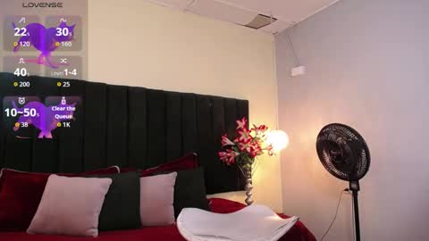 Snapshot of jhos_padill chatting on 11/12/25, 03:12 jhos online show from 11/12/25, 03:12