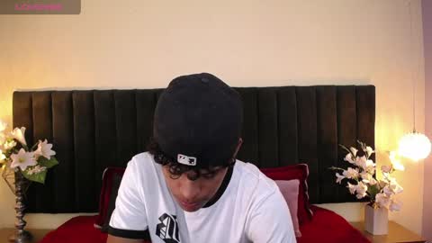 jhos online show from 04/15/26, 01:40