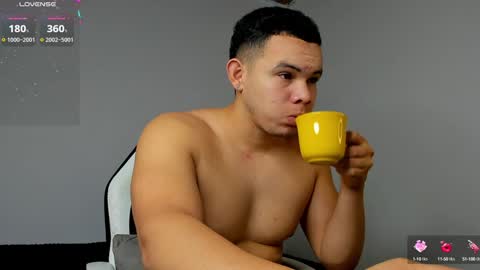 Jhonatan80  online show from 12/03/24, 08:05