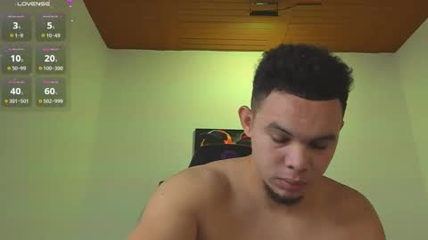 Jhonatan80  online show from 10/28/25, 07:01