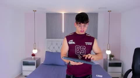 jhoumod_21 online show from 11/20/25, 03:18