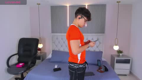 jhoumod_21 online show from 11/22/25, 03:05