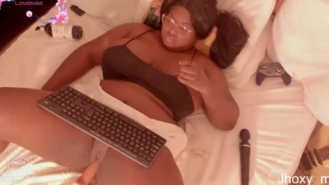 Hello iam hoxy ready to get wet online show from 02/28/25, 03:04