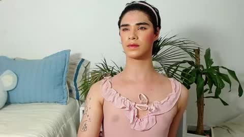 Snapshot of jhuan_cute chatting on 05/15/26, 02:07 Jhuan Nhez online show from 05/15/26, 02:07