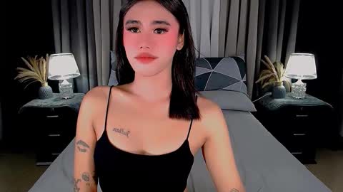 jhuliana_and_charles_room online show from 09/12/25, 02:00