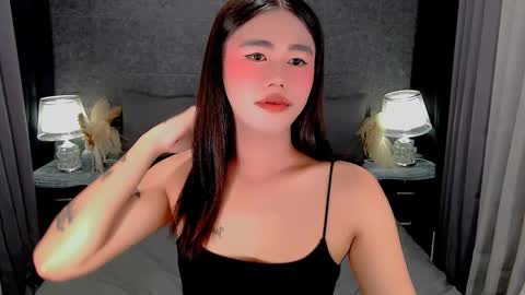 Snapshot of jhuliana_and_charles_room chatting on 02/16/26, 07:59 jhuliana_and_charles_room online show from 02/16/26, 07:59