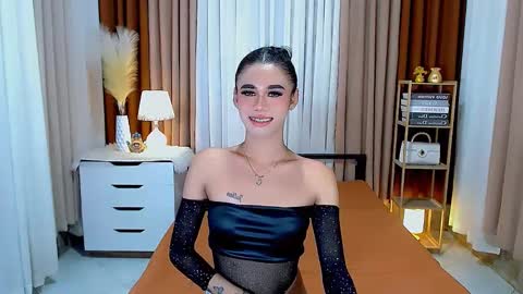 julie online show from 01/07/25, 04:50