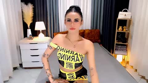 julie online show from 02/20/25, 01:57