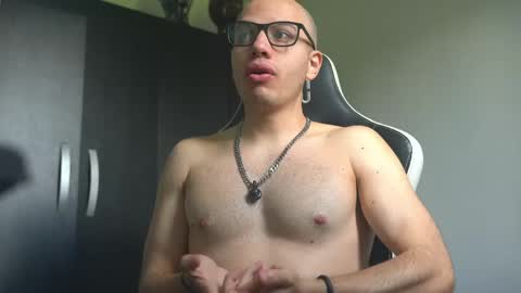 Jhx online show from 04/23/26, 01:57