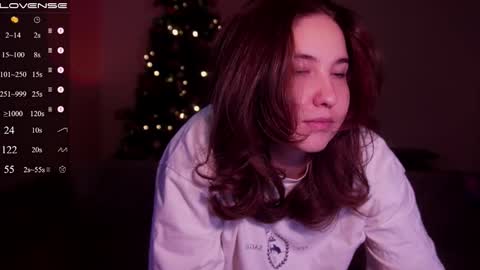 jia_lisaa online show from 12/20/25, 09:27