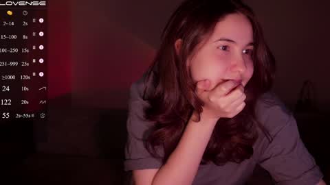 jia_lisaa online show from 04/24/26, 10:18