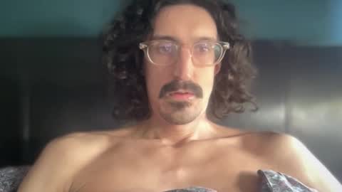 Snapshot of jiggz1986 chatting on 02/17/26, 08:55 Jigz1986 online show from 02/17/26, 08:55