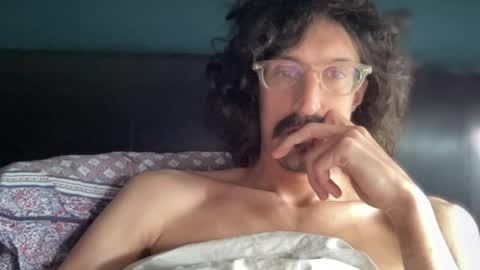 Snapshot of jiggz1986 chatting on 05/13/26, 12:02 Jigz1986 online show from 05/13/26, 12:02